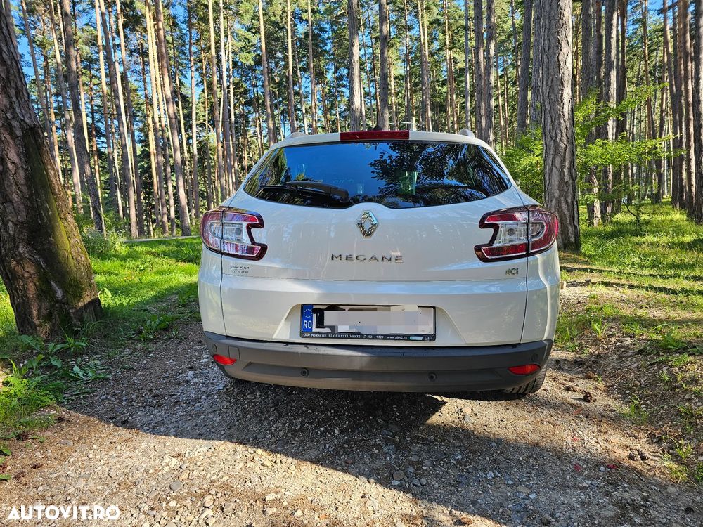 Renault Megane ENERGY dCi 130 Start & Stop Bose Edition - 7