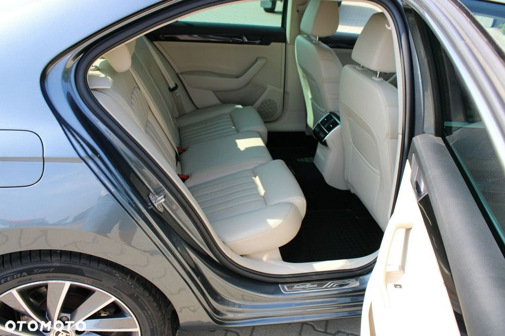 Skoda Superb 2.0 TDI 4x4 DSG L&K - 38