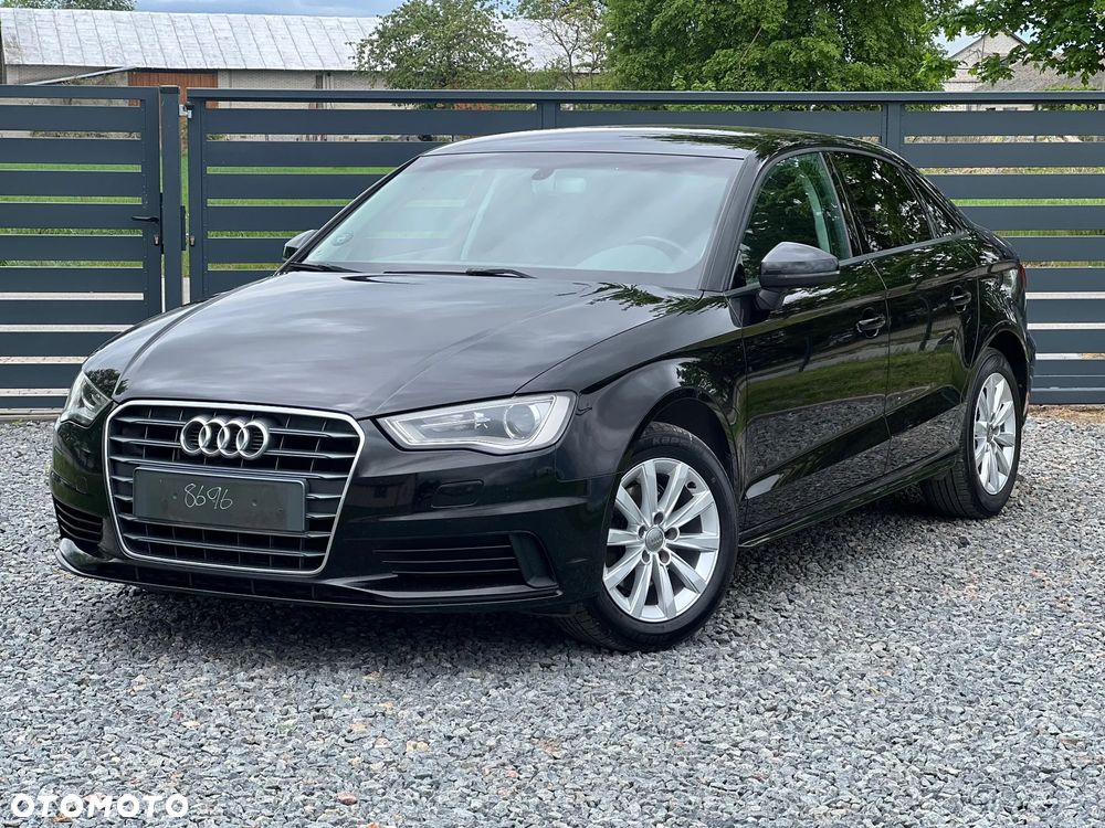 Audi A3 Limousine 1.4 TFSI S tronic S line Sportpaket - 4