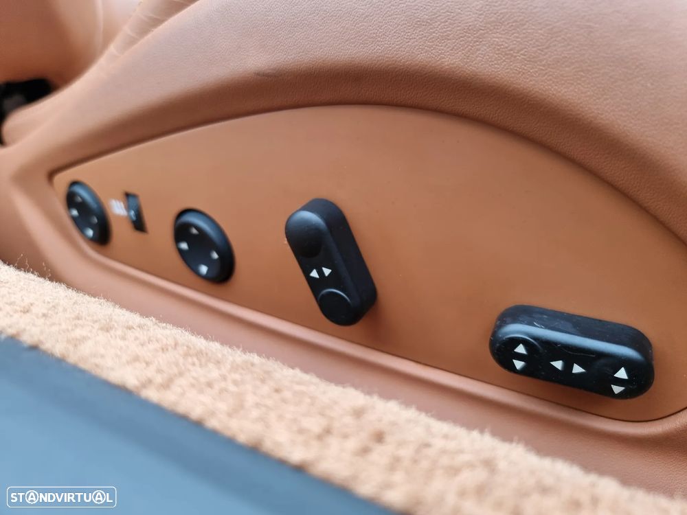 Ferrari California - 25