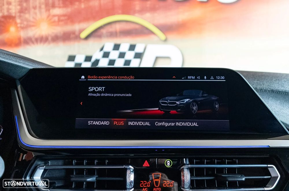 BMW Z4 30 i Pack M - 21