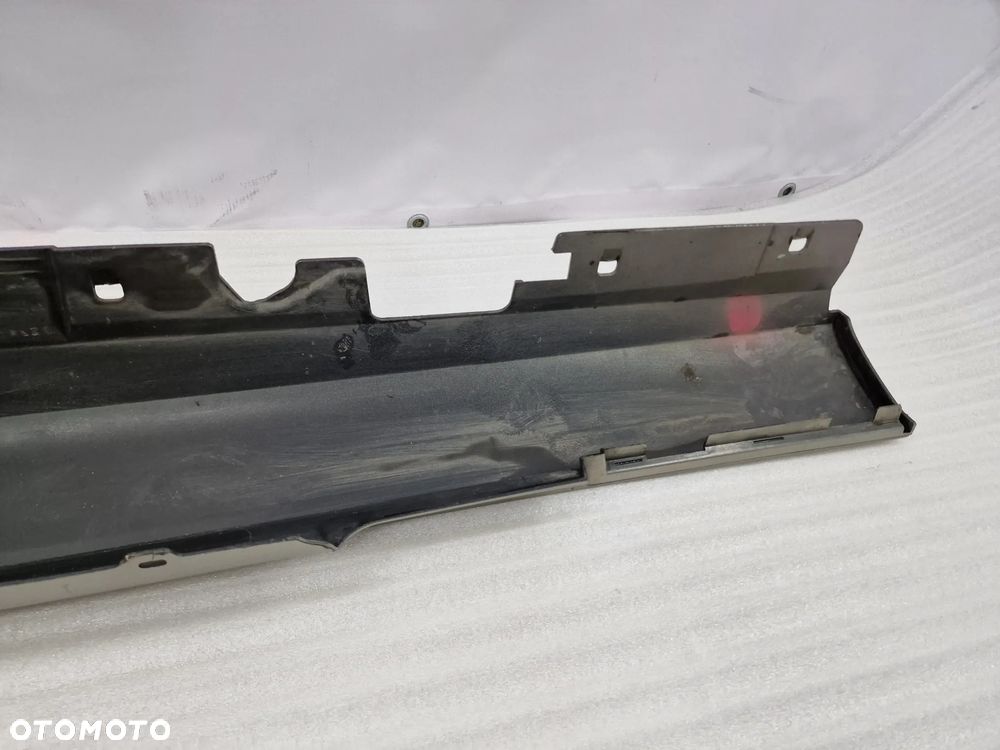 BMW E92 / E93 06- PRAWA LISTWA PROGOWA / NAKŁADKA PROGU , NR 51777130874 , NR AUKCJI PR263 - 25