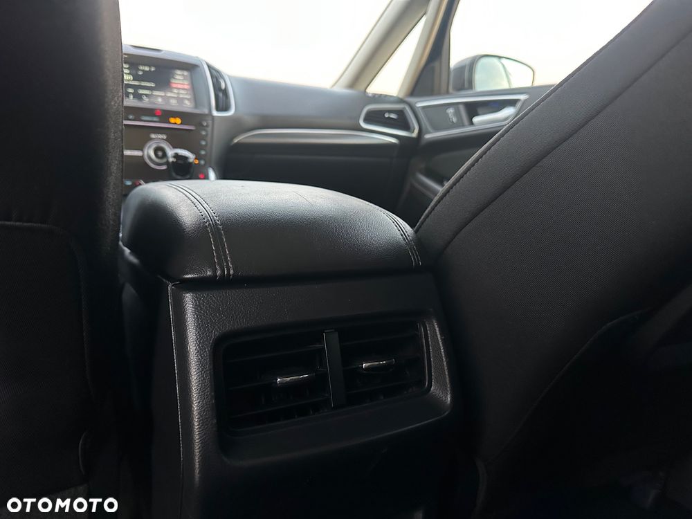Ford S-Max 2.0 TDCi Titanium - 20