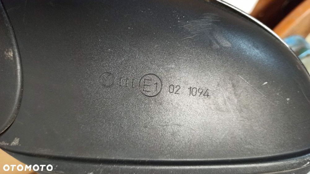 # LUSTERKO LEWE 5 PIN OPEL ASTRA J Z22C CZARNY - 3