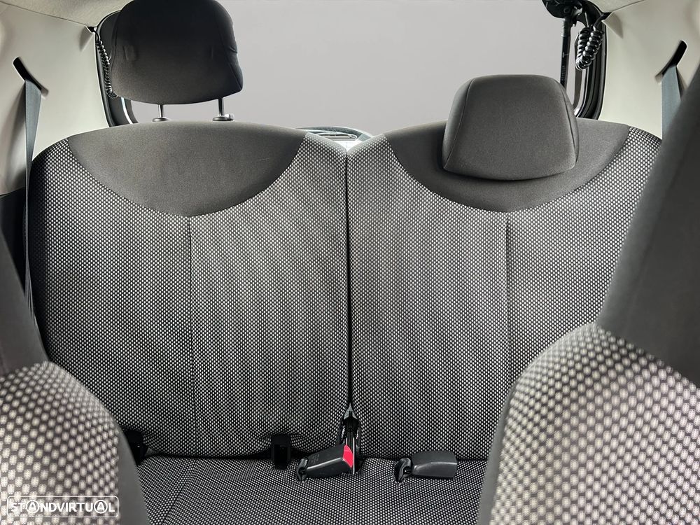 Toyota Aygo 1.0 + AC - 13