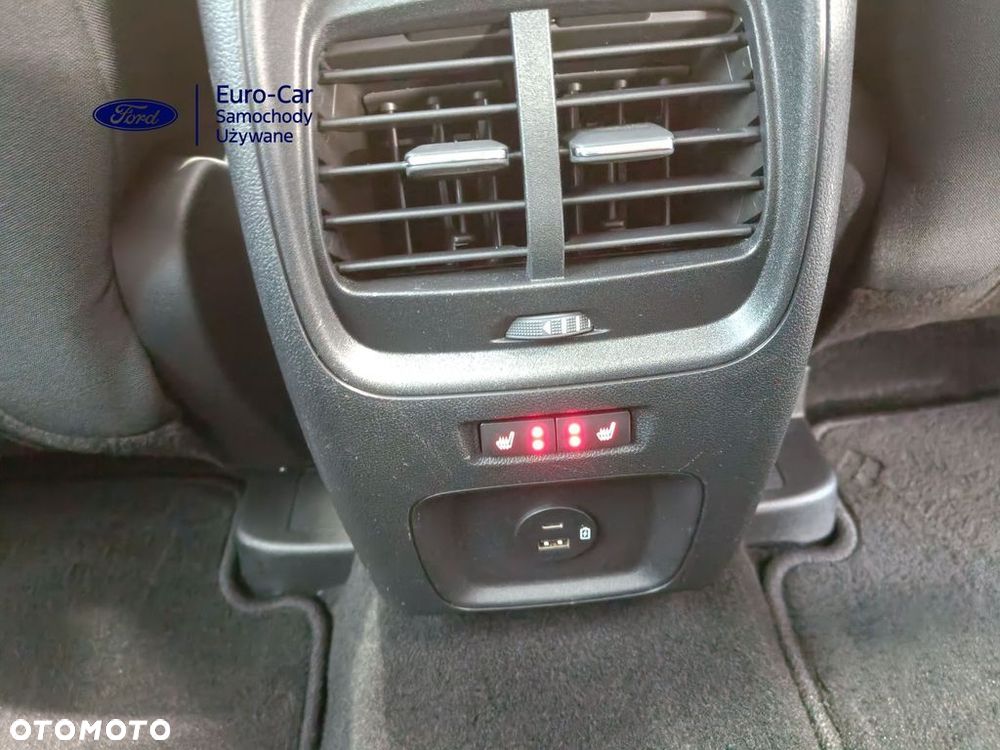 Ford Kuga 2.5 Duratec PHEV TITANIUM - 28