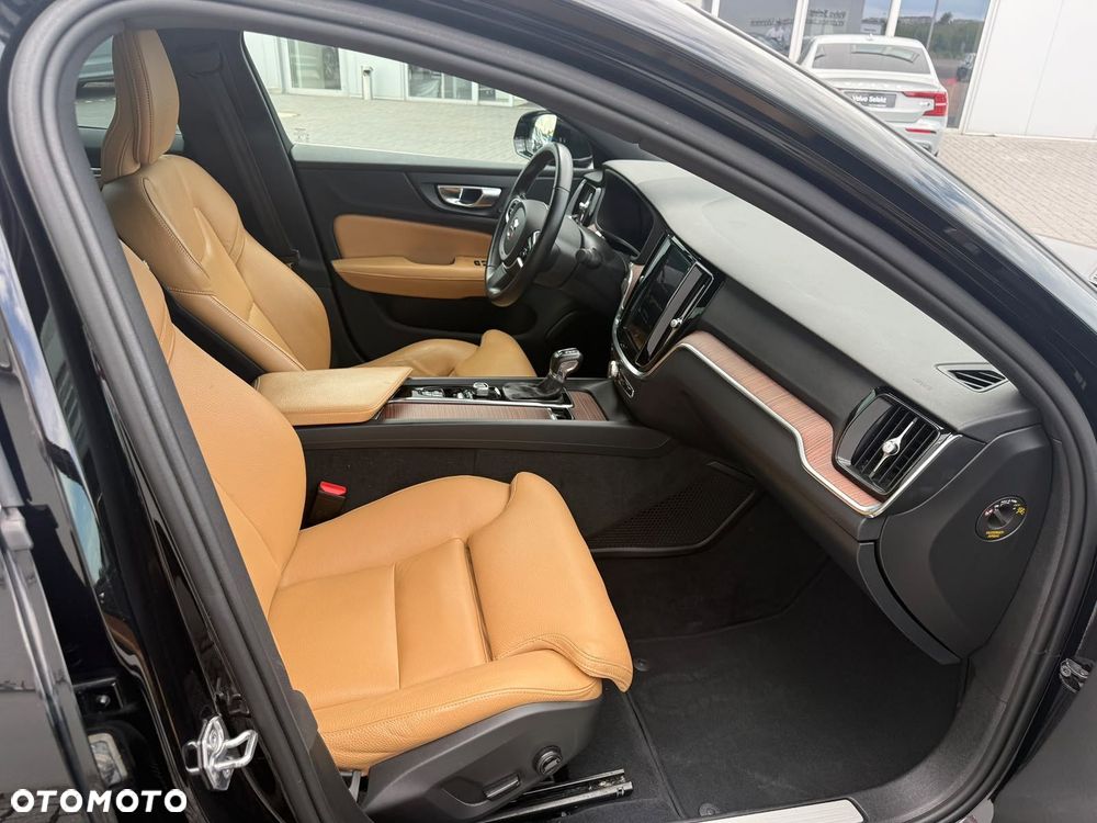 Volvo S60 - 25