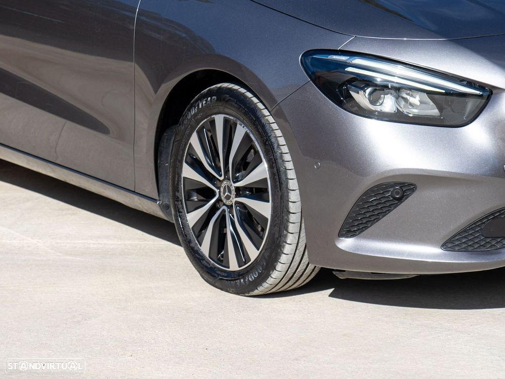 Mercedes-Benz B 180 - 14