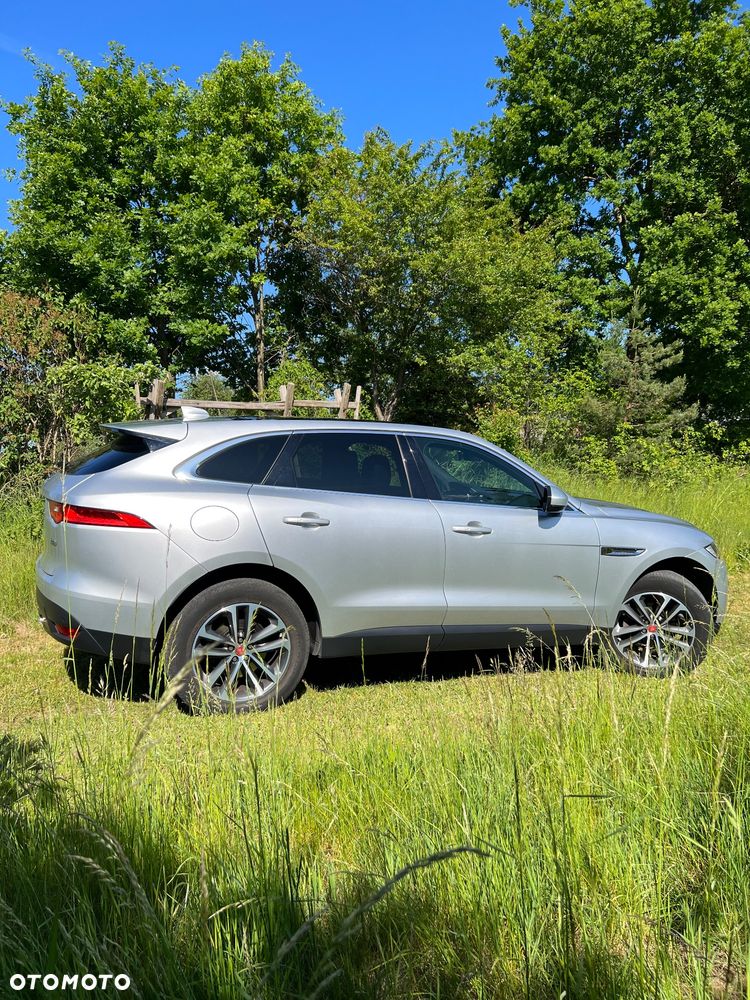 Jaguar F-Pace - 6