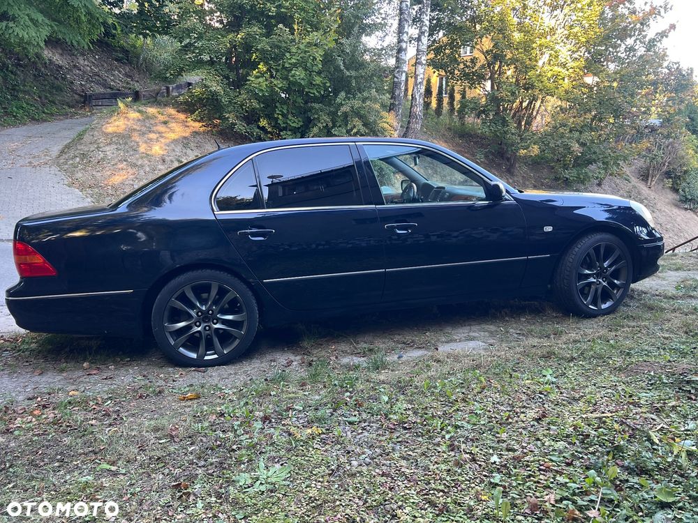 Lexus LS - 2