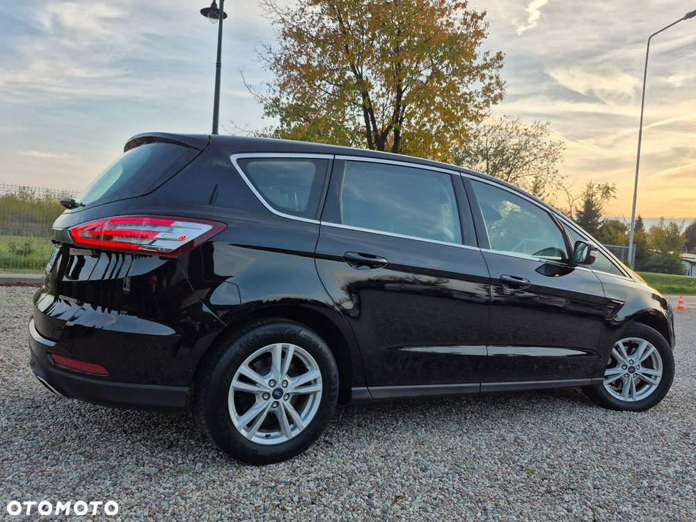 Ford S-Max - 37