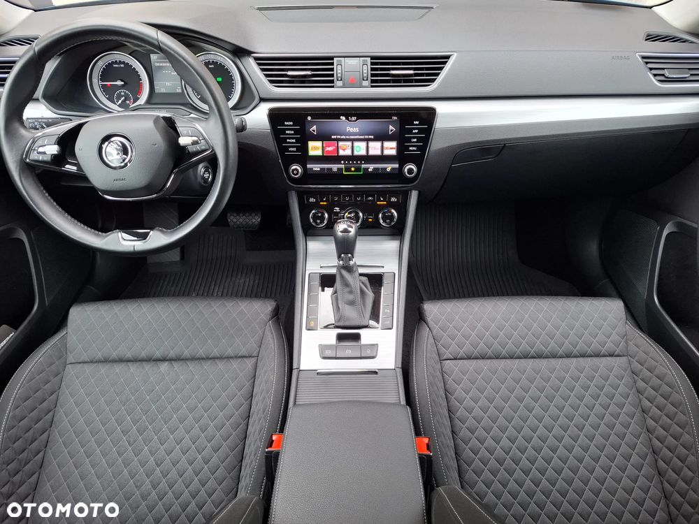Skoda Superb 2.0 TDI SCR Ambition DSG - 29