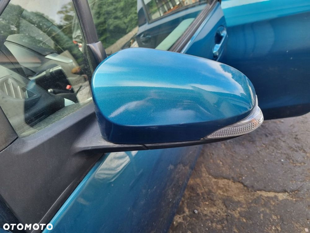 TOYOTA YARIS III 11-14 2013 r. 788 ELEKTRYCZNE LUSTERKO LEWE 5 PIN EU