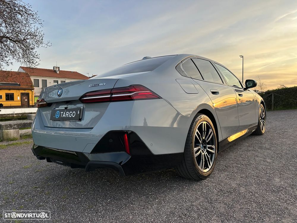 BMW i5 eDrive40 Pack Desportivo M - 36