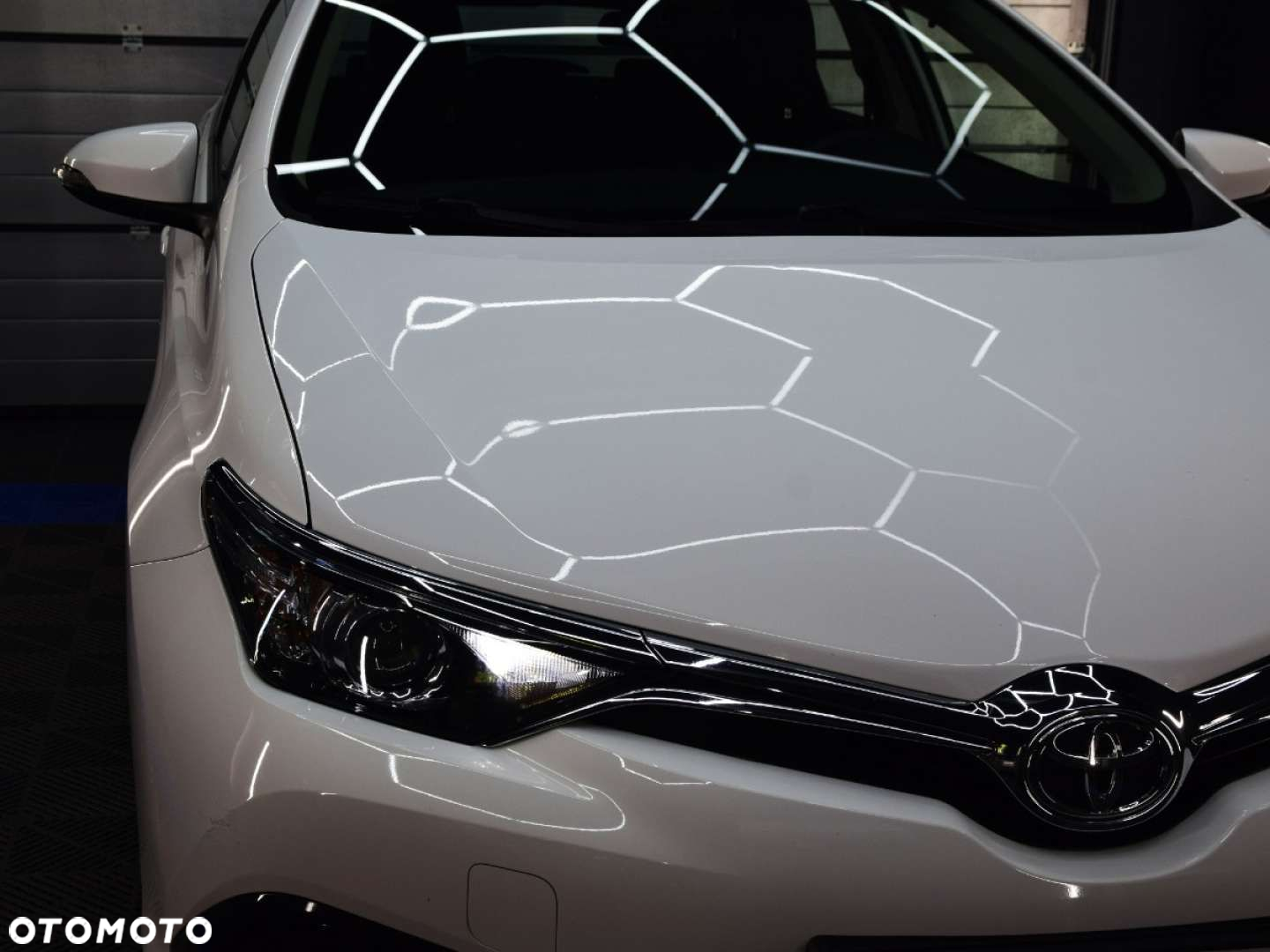 Toyota Auris - 14