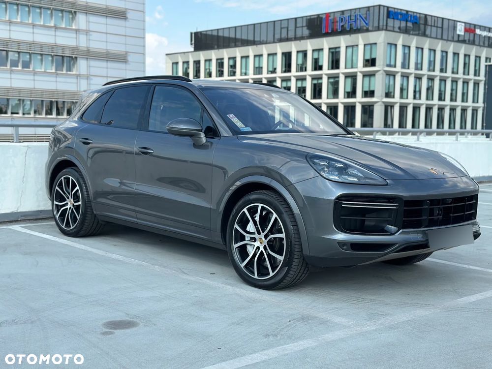 Porsche Cayenne Turbo - 1