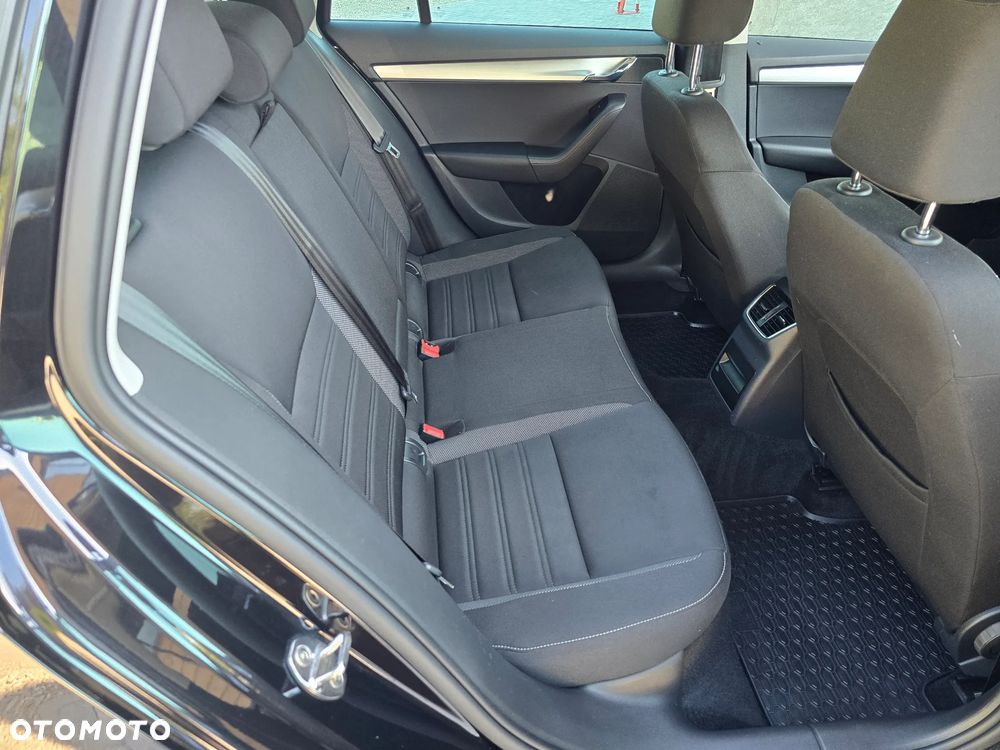 Skoda Octavia 1.6 TDI Premium Edition - 18