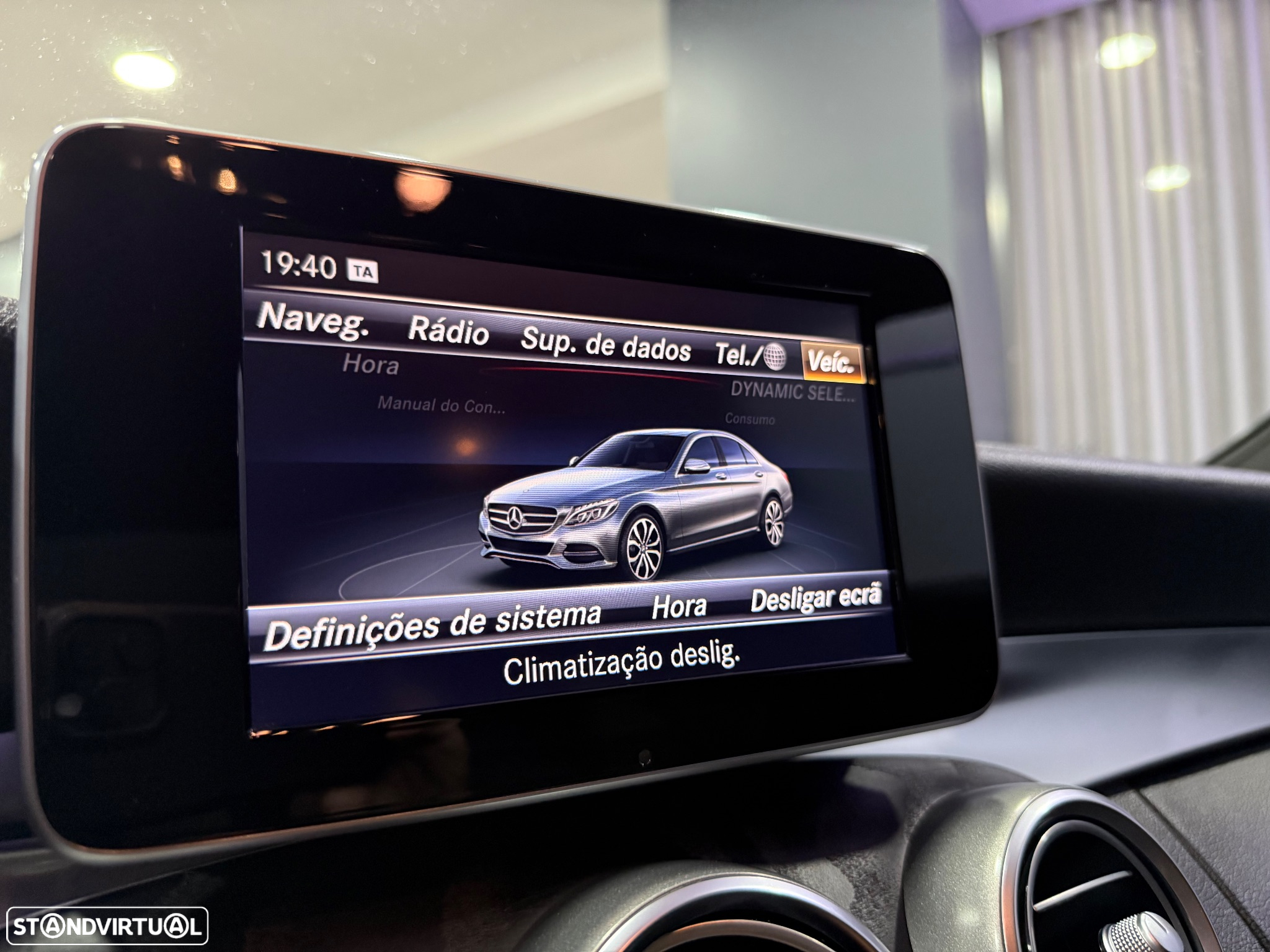 Mercedes-Benz C 180 d AMG Line - 38
