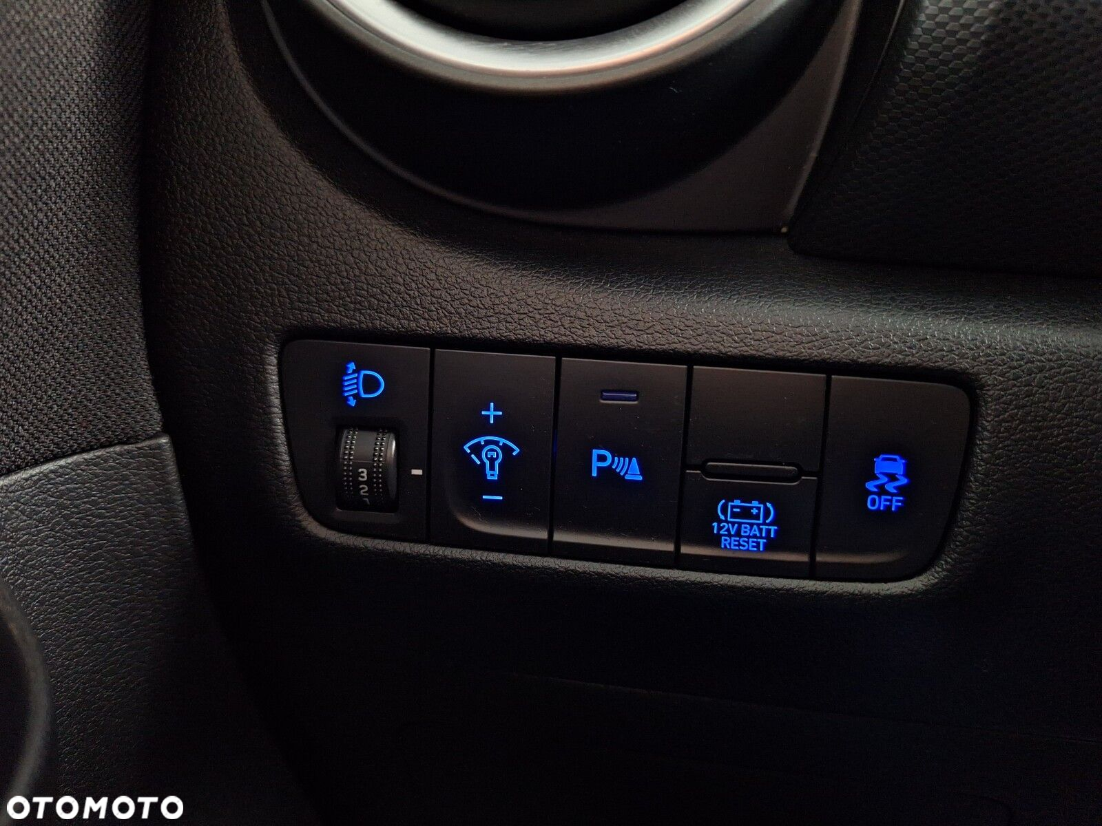 Hyundai Kona 1.6 GDI Hybrid Style DCT - 33