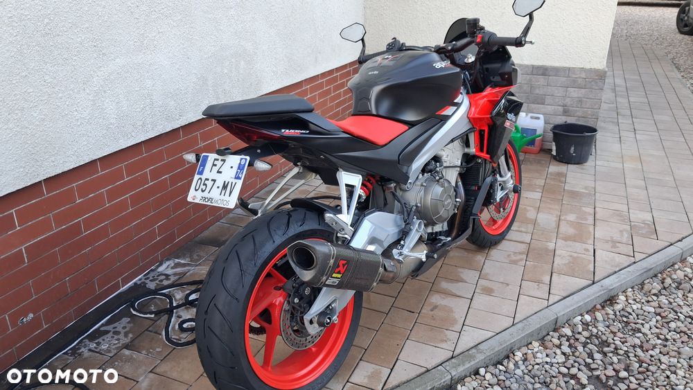 Aprilia Tuono - 7