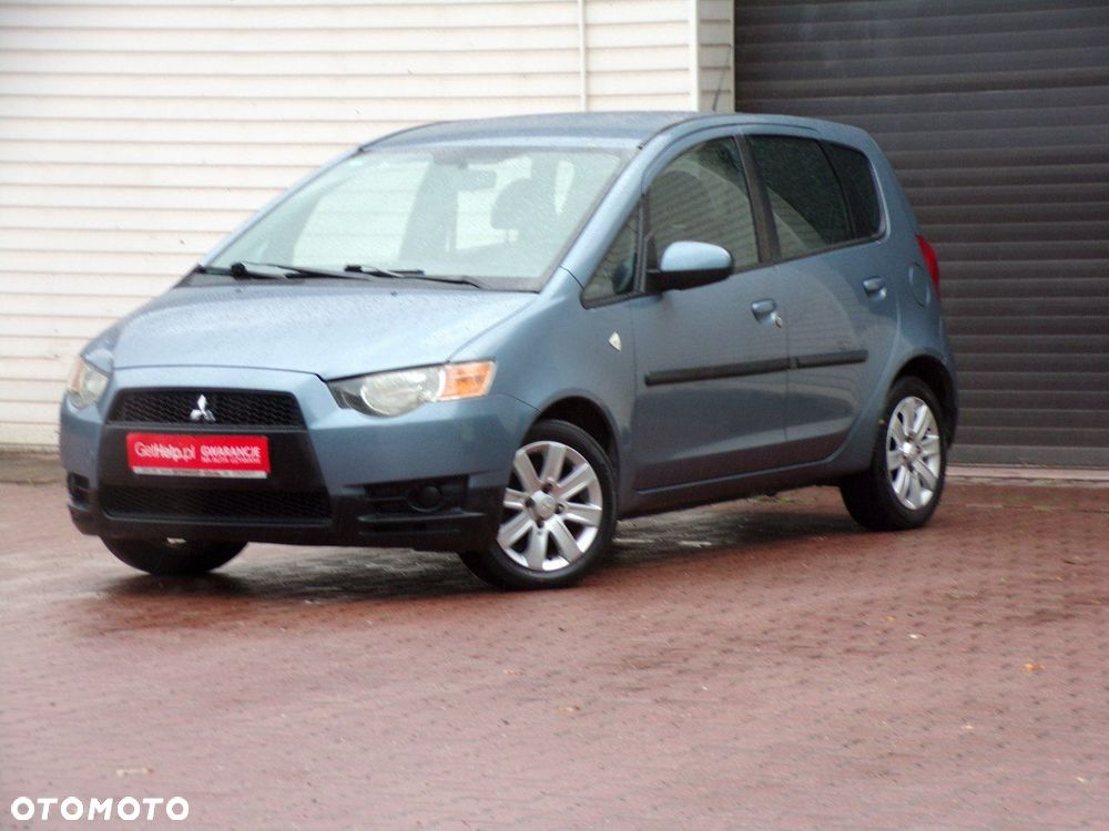 Mitsubishi Colt - 8