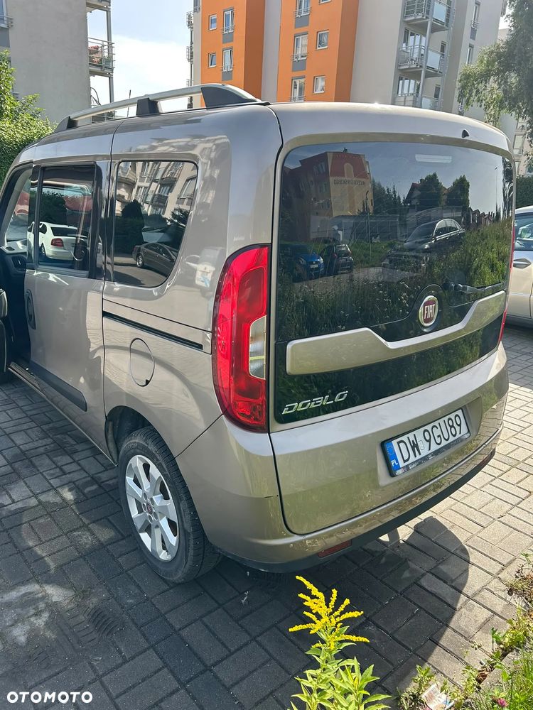 Fiat Doblo 1.4 T-Jet 16V Lounge - 3