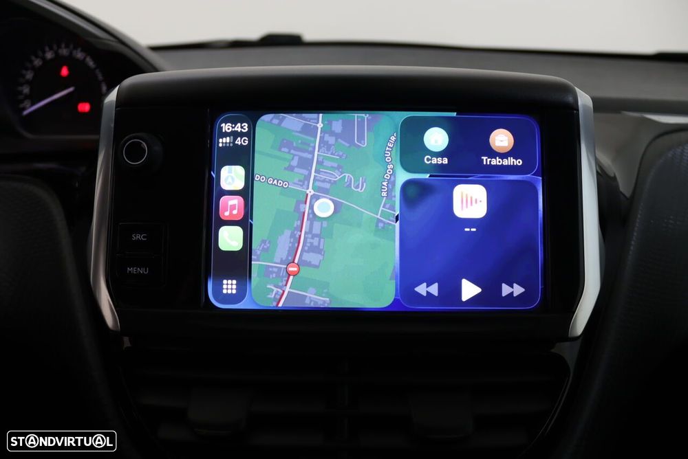 Peugeot 208 1.2 PureTech Signature EAT6 - 19