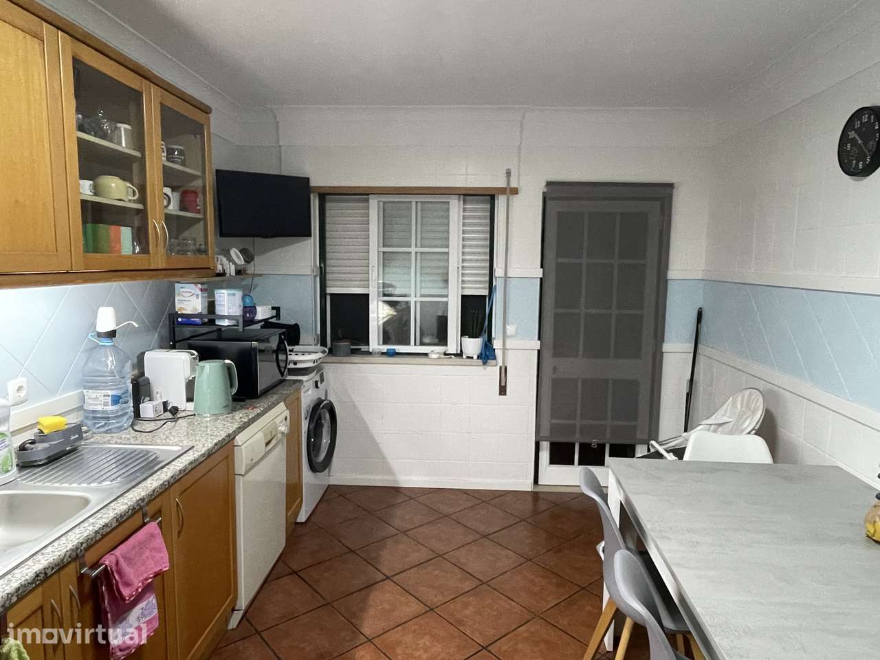 Apartamento T1+2 com terraço, varanda, sótão aproveitado em Salvaterra - Grande imagem: 4/13