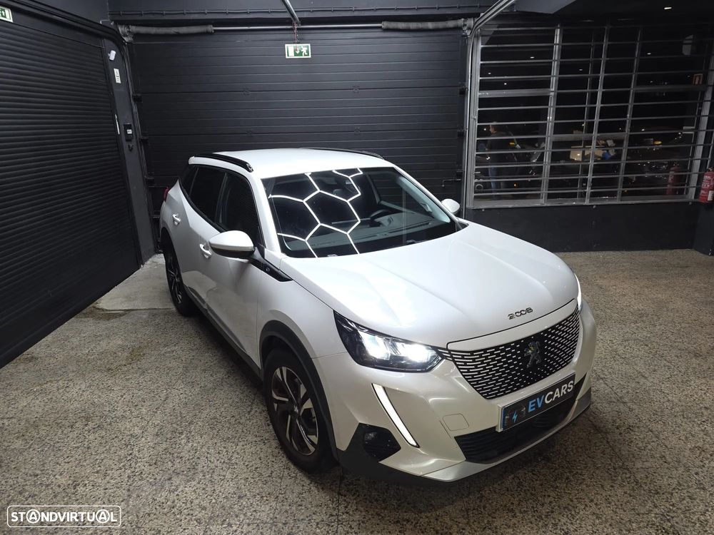 Peugeot e-2008 50 kWh Allure Pack - 1
