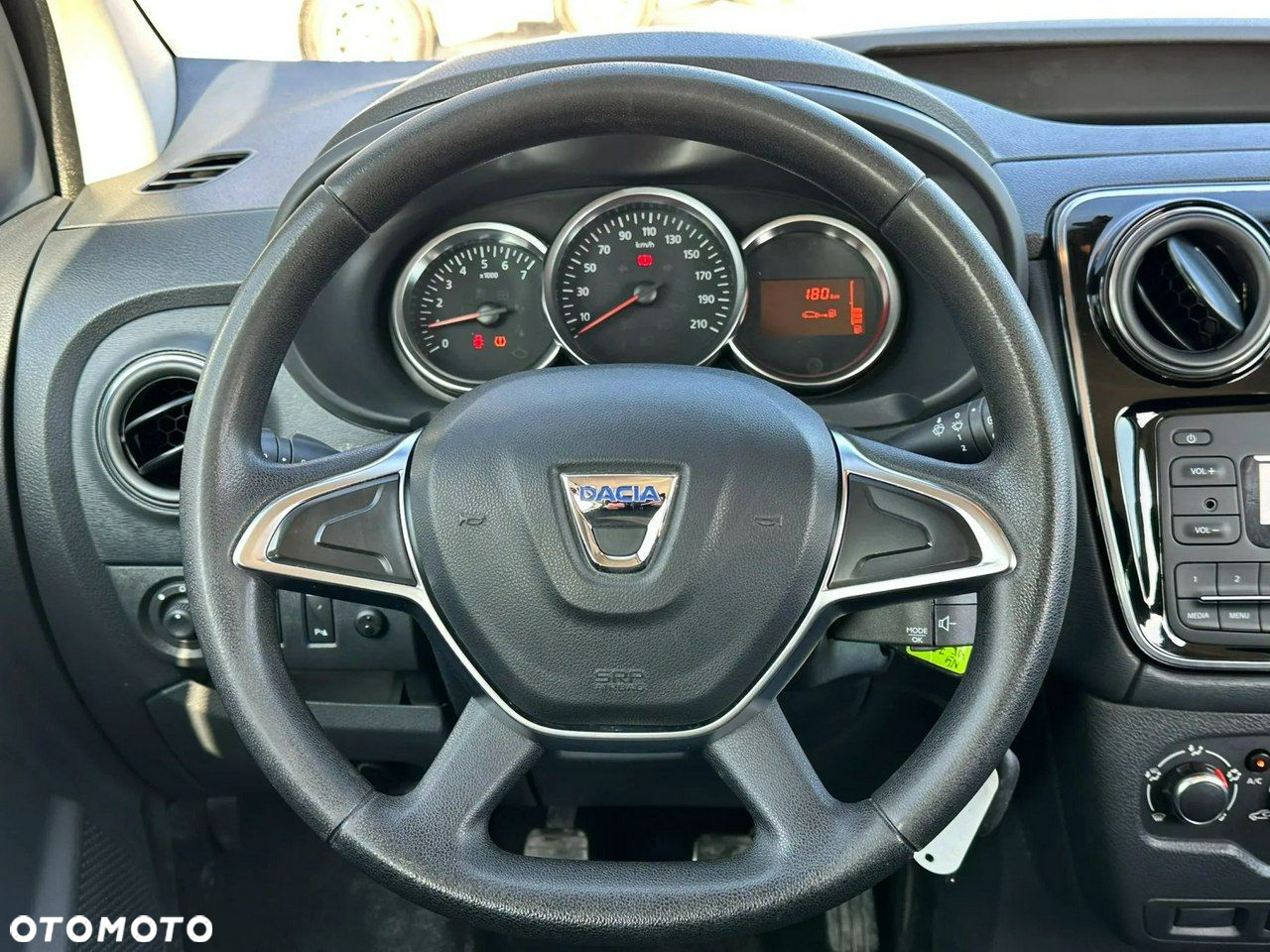 Dacia Dokker 1.5 Blue dCi Laureate - 13