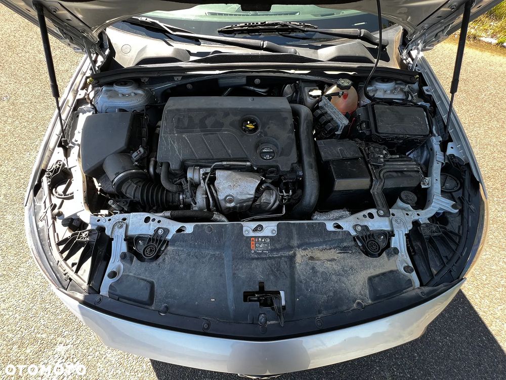 Opel Insignia 1.6 T Innovation S&S - 9