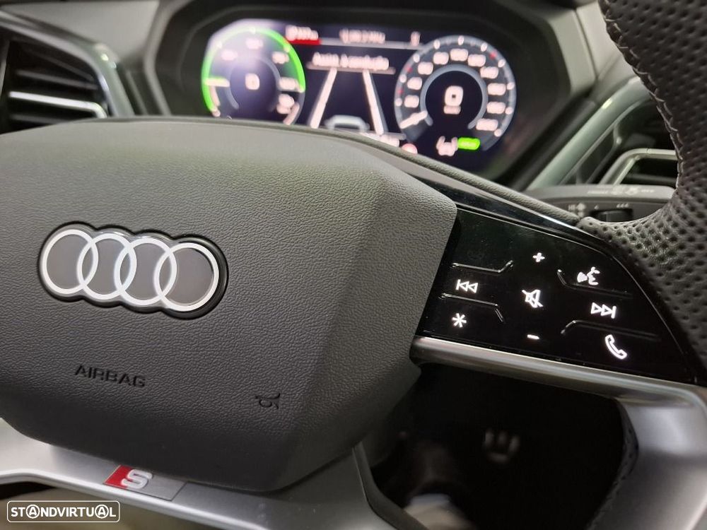 Audi Q4 e-tron 45 82 kWh SE Business - 26