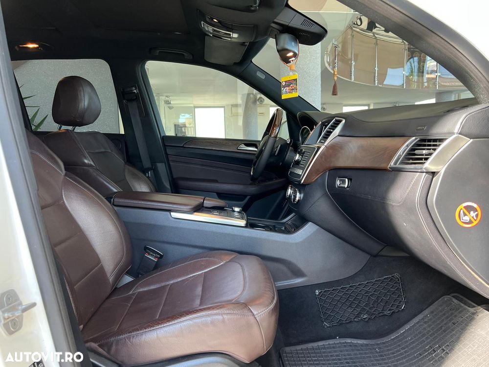 Mercedes-Benz ML - 15