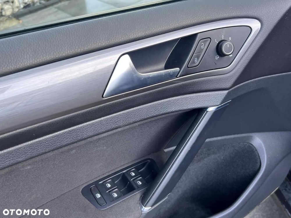 Volkswagen Golf 1.4 TSI BlueMotion Technology DSG Allstar - 25