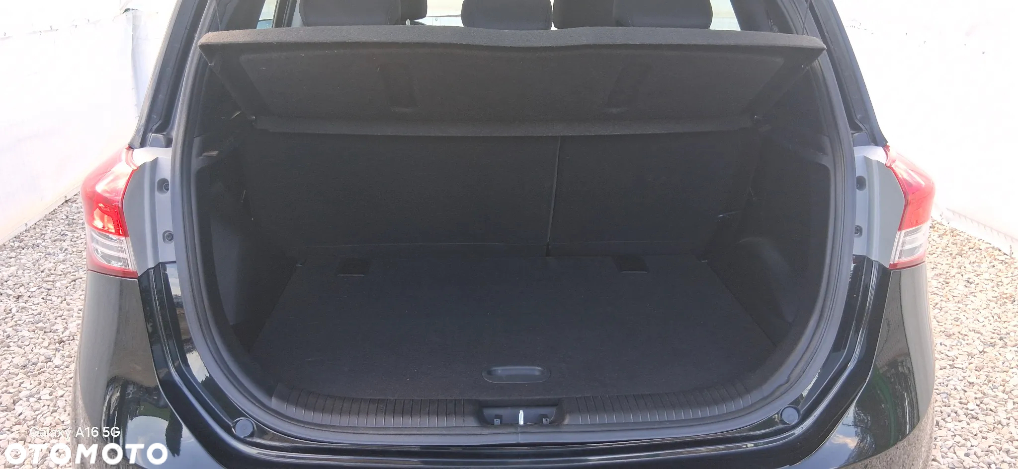 Hyundai ix20 1.4 blue Comfort - 21