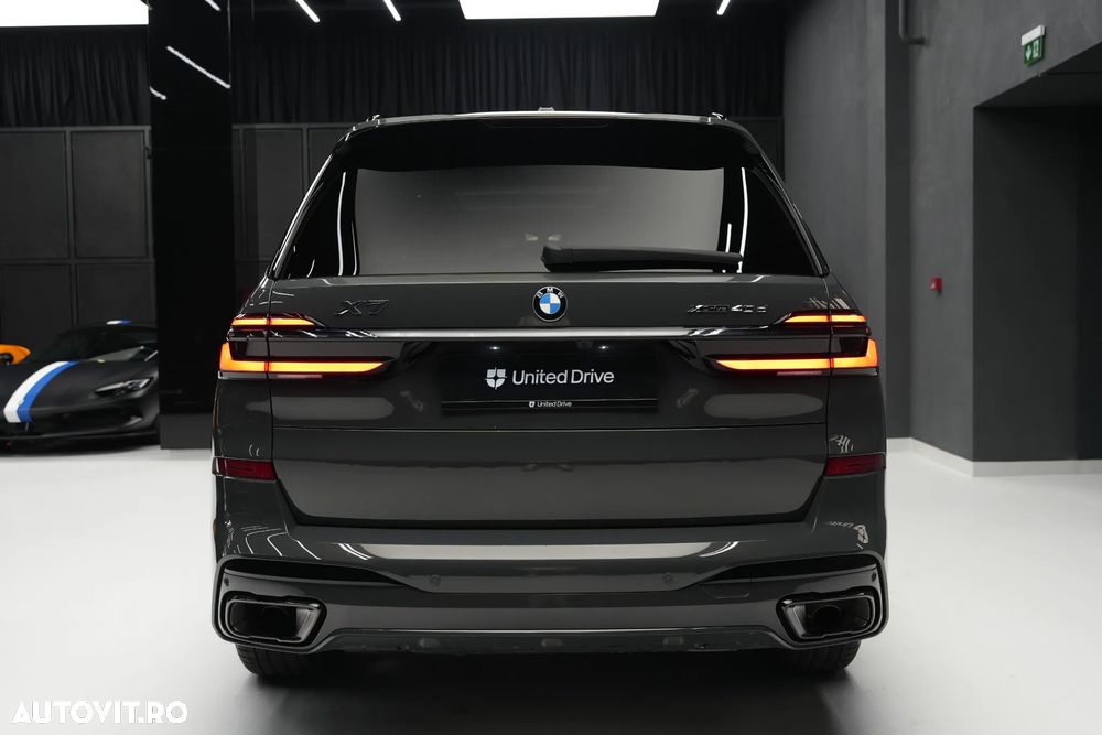 BMW X7 xDrive40d AT MHEV - 37