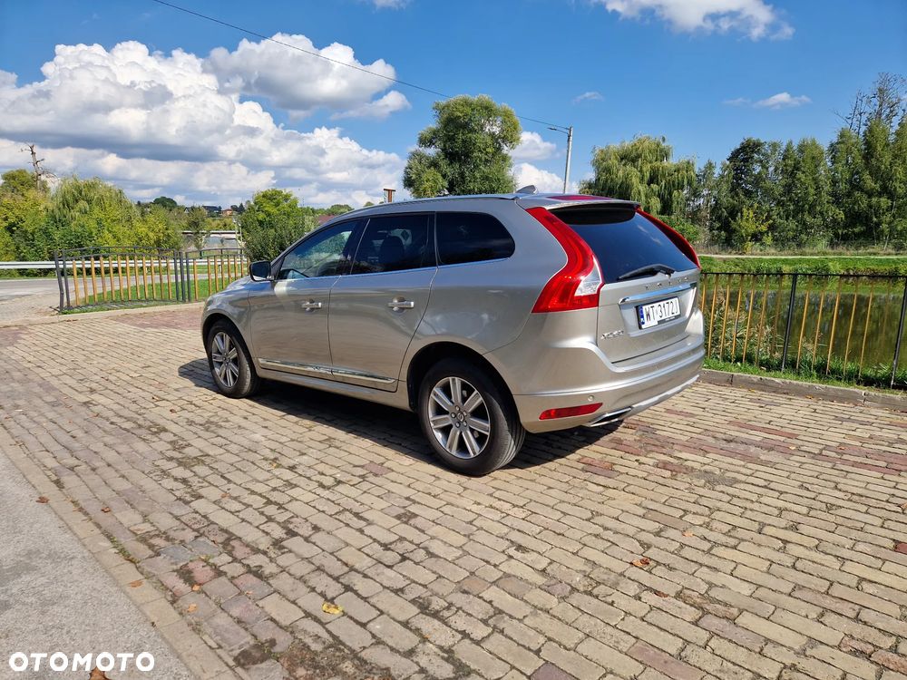 Volvo XC 60 D4 Drive-E Summum - 3