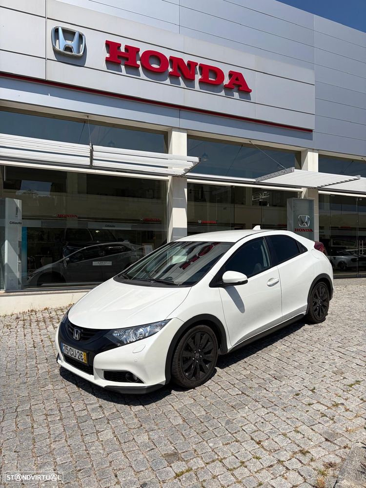 Honda Civic 1.6 i-DTEC Lifestyle Navi - 1