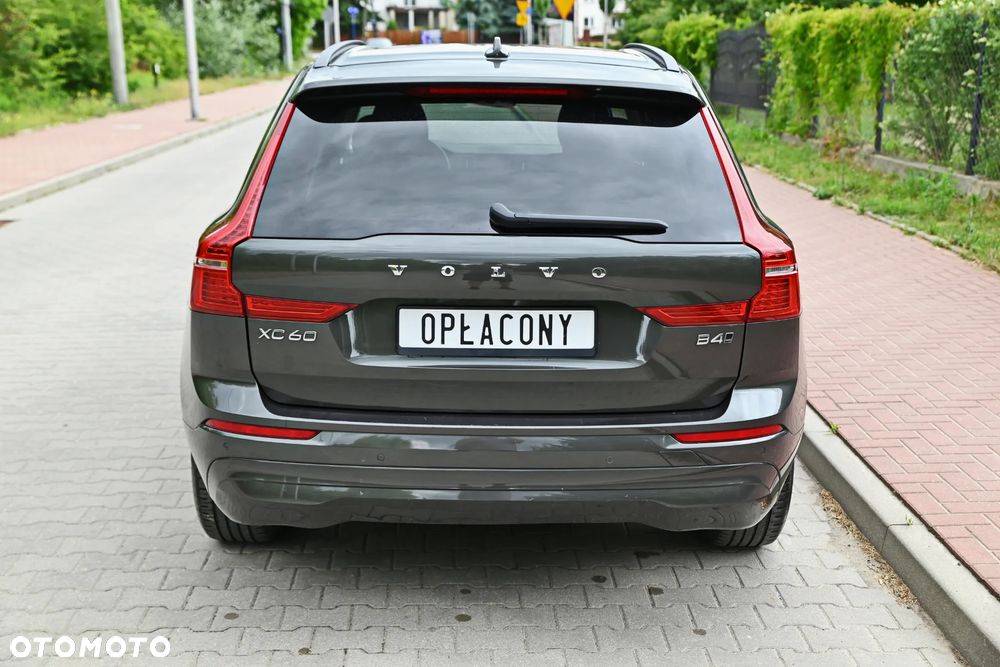 Volvo XC 60 B4 D AWD Geartronic Momentum Pro - 7