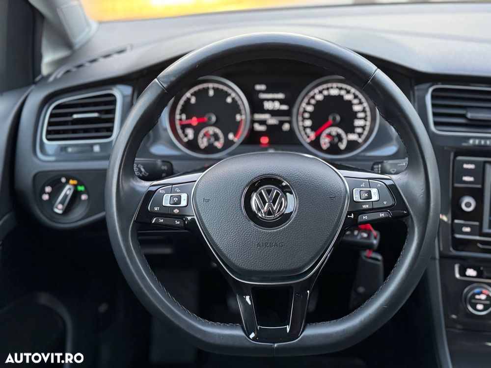 Volkswagen Golf 1.6 TDI Trendline - 6