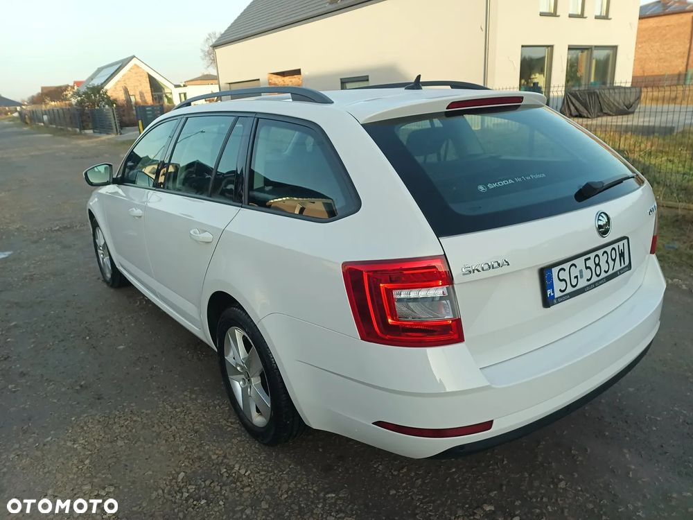 Skoda Octavia 1.6 TDI Ambition - 8