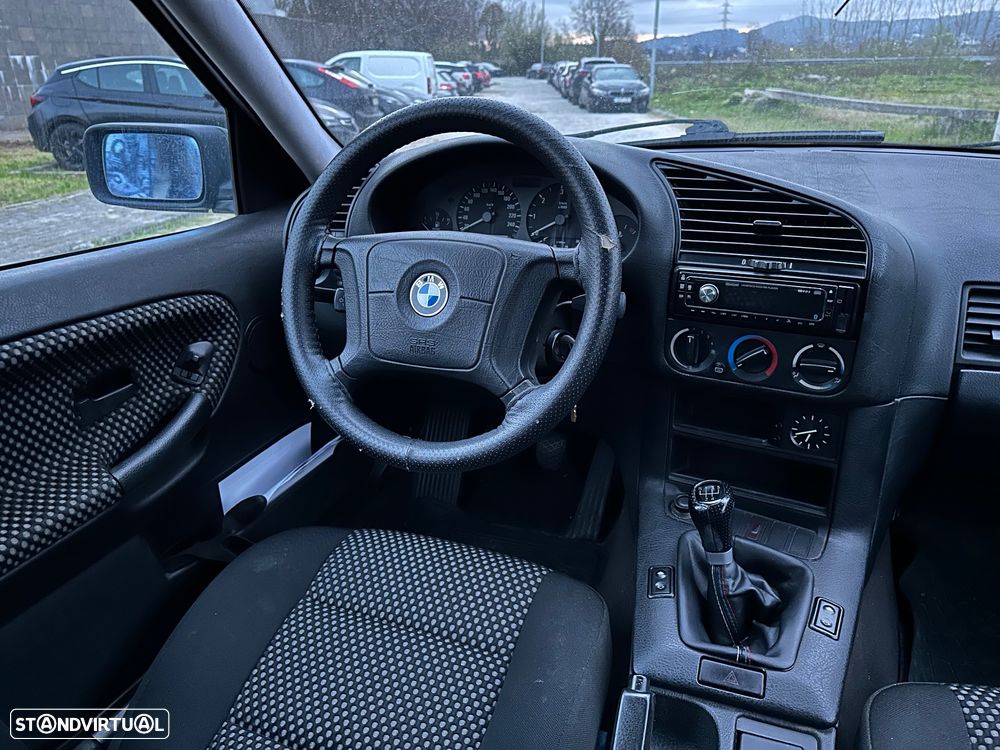 BMW 318 tds Touring - 17