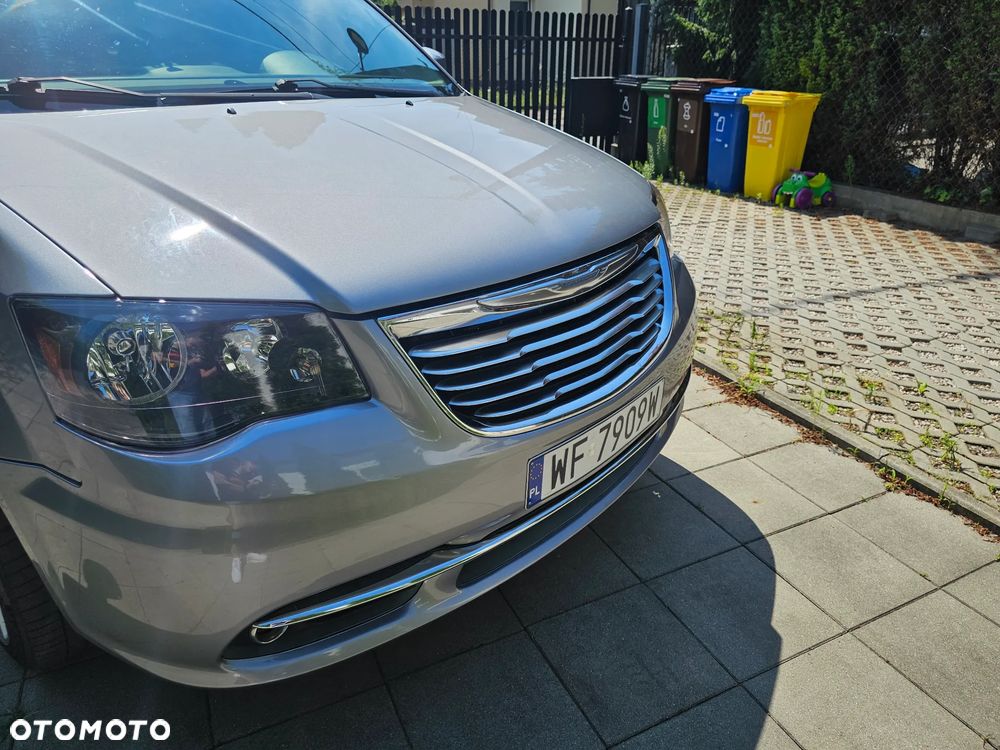 Chrysler Town & Country 3.6 Touring - 3