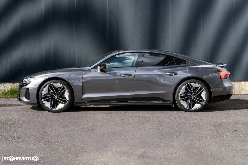 Audi e-tron GT quattro - 51