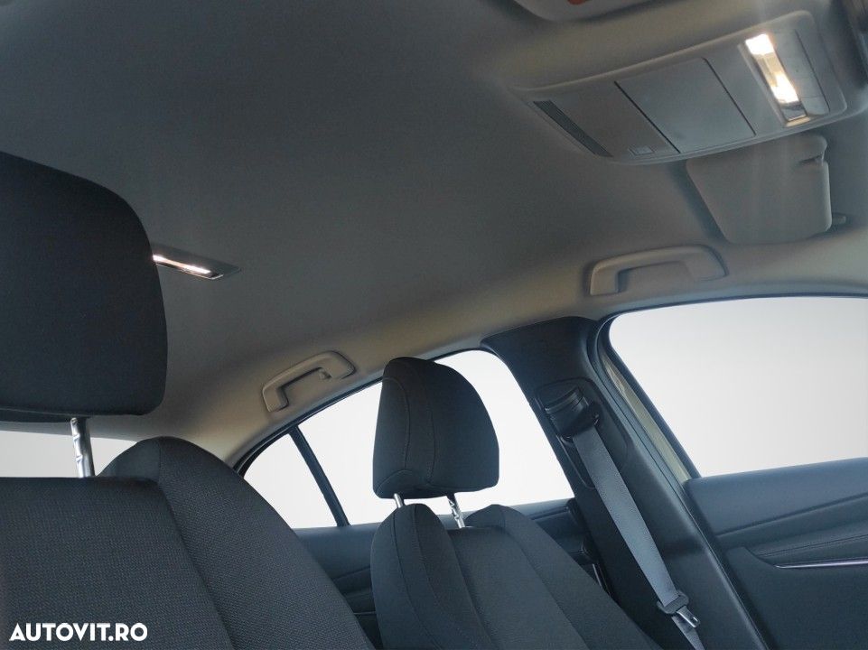 Mazda 3 e-Skyactiv X186 AT MHEV Center-Line - 8