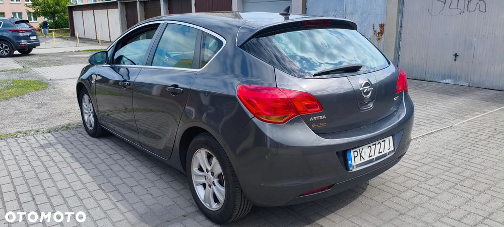 Opel Astra 1.7 CDTI DPF Design Edition - 6