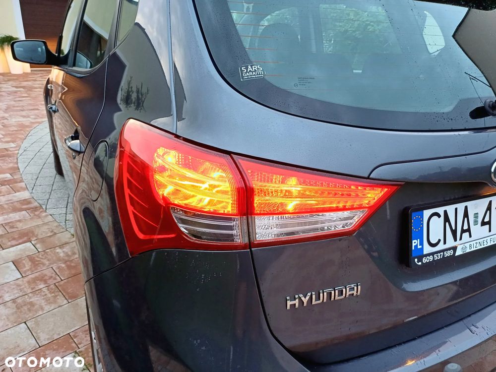 Hyundai ix20 1.4 blue - 29