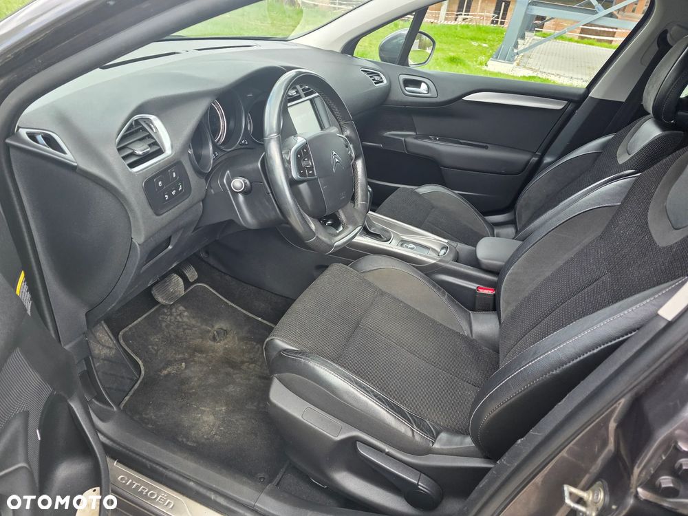 Citroën C4 e-HDi 115 ETG6 Exclusive - 7