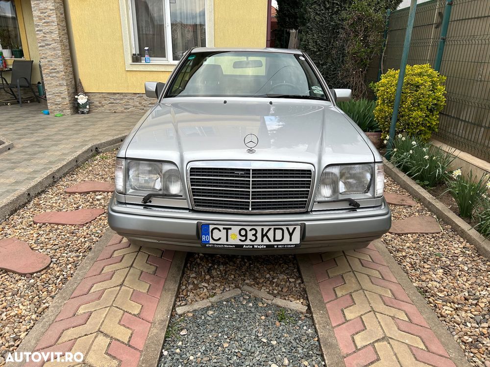 Mercedes-Benz E - 8
