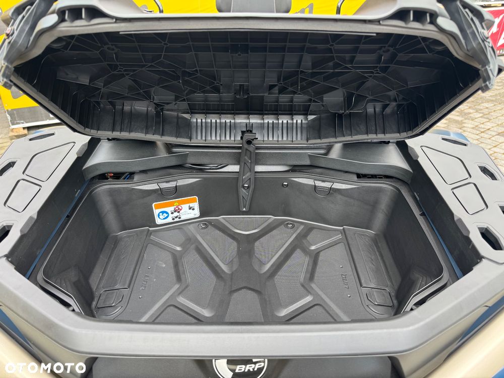 Can-Am Outlander Max - 7